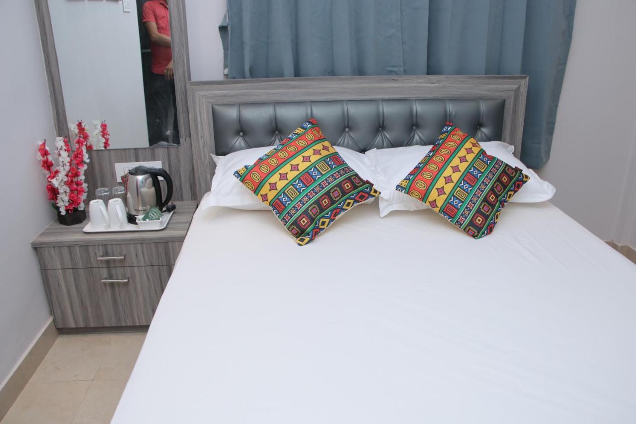 La Cresta Inn 加尔各答 外观 照片
