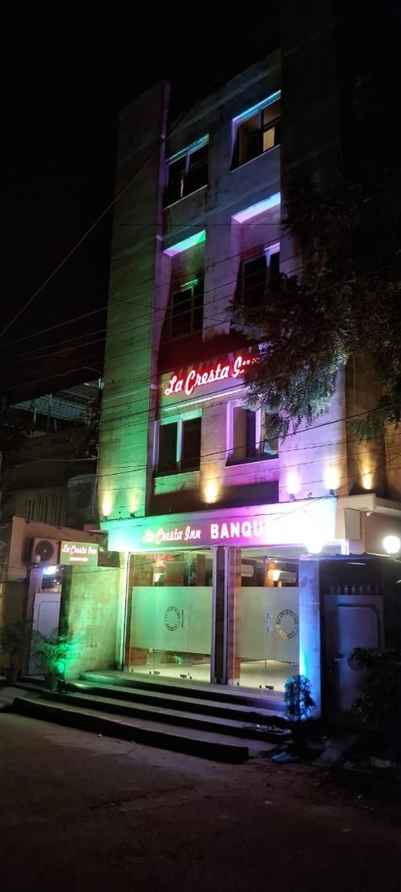 La Cresta Inn 加尔各答 外观 照片