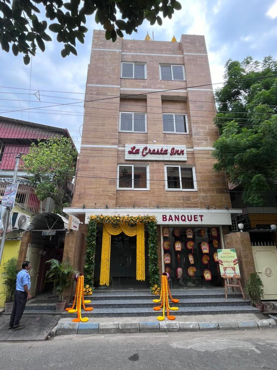 La Cresta Inn 加尔各答 外观 照片