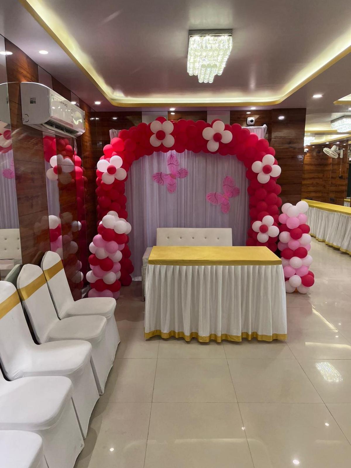 La Cresta Inn 加尔各答 外观 照片