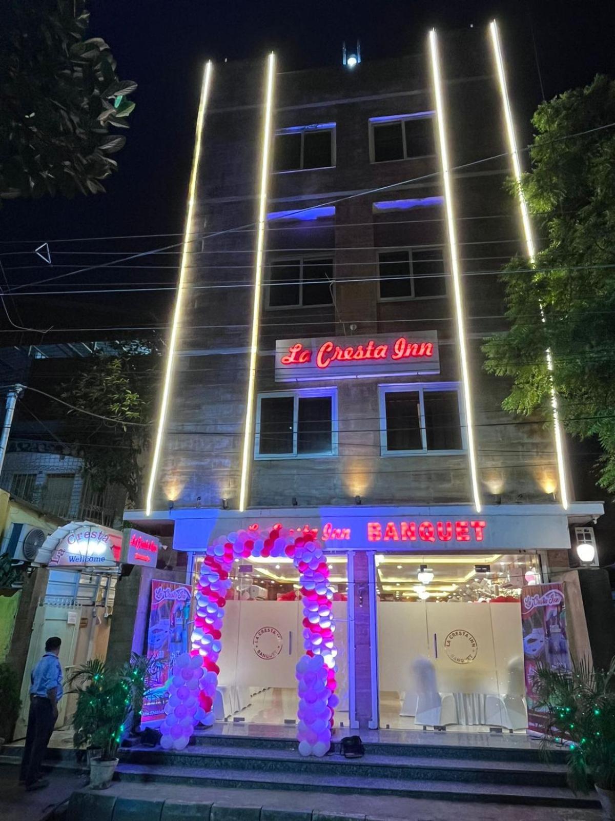 La Cresta Inn 加尔各答 外观 照片